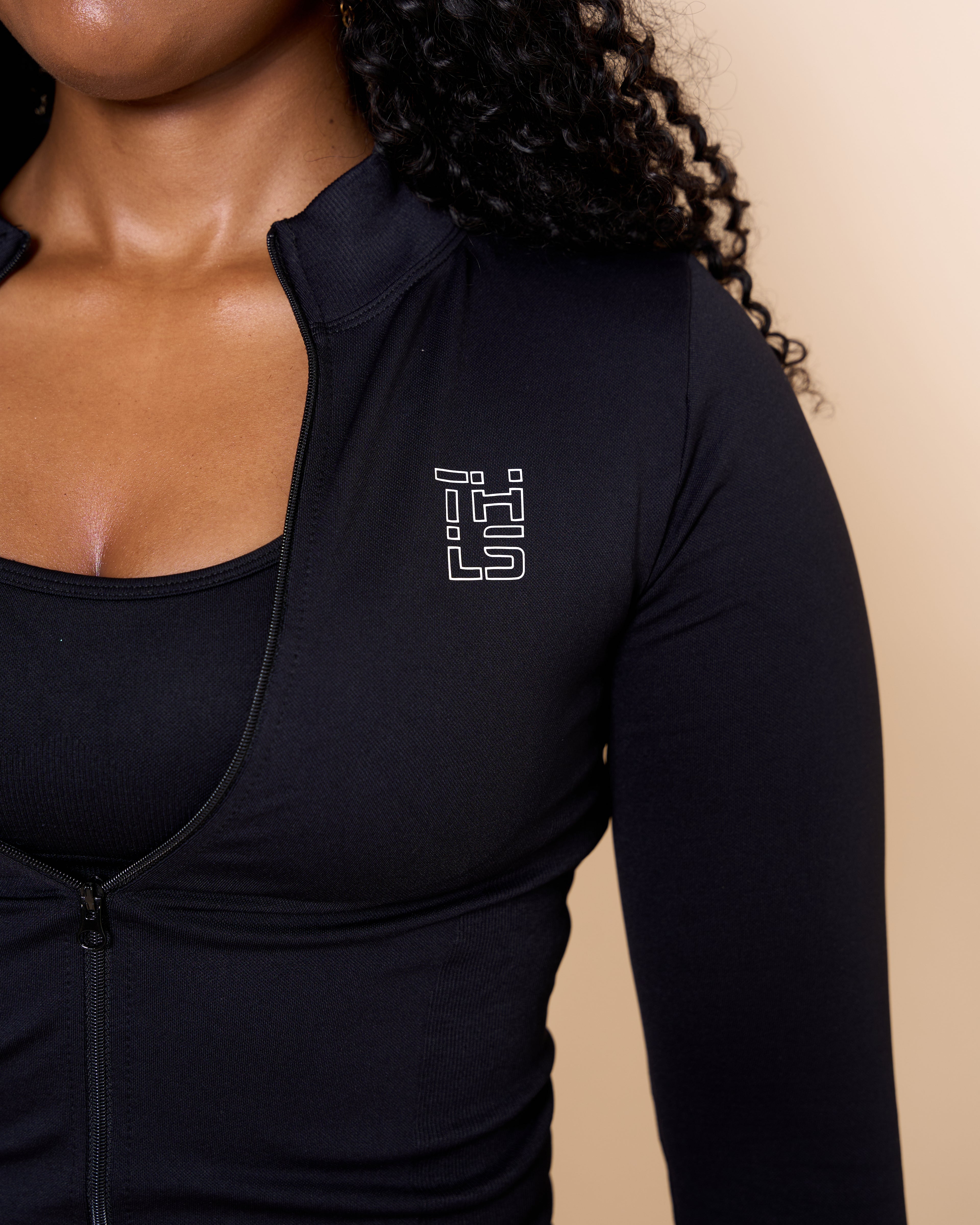 Foundation Soft Sculpt Zip Up